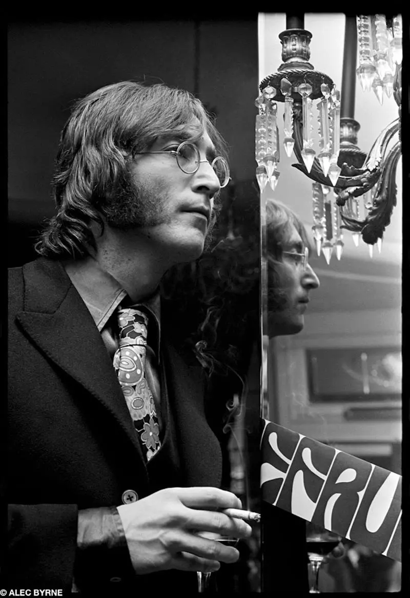 John Lennon · London · 1968 · photo: Alec Byrne